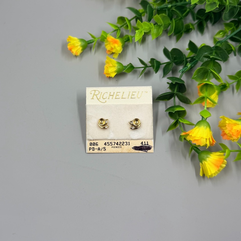 Richelieu Gold Plated Stud Earrings With Crystal Accents